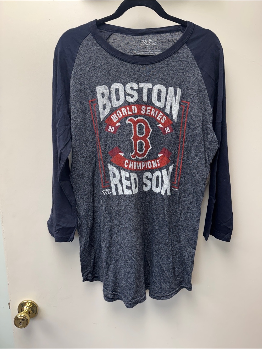 Majestic Boston Red Sox Navy and Gray Raglan Long Sleeve Tee